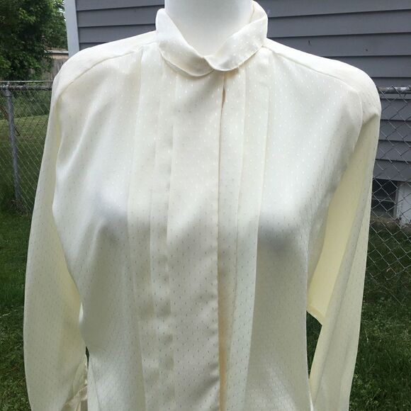 VINTAGE BLOUSE - Picture 2 of 11